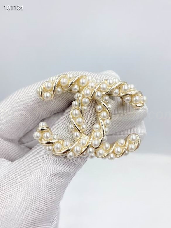 Chanel Brooch 333